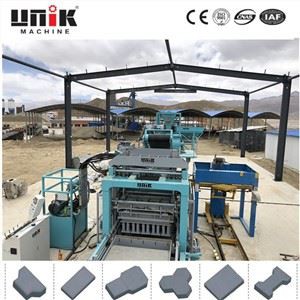 Машина для формування бетонних виробів