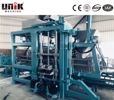 машина цегляного блоку